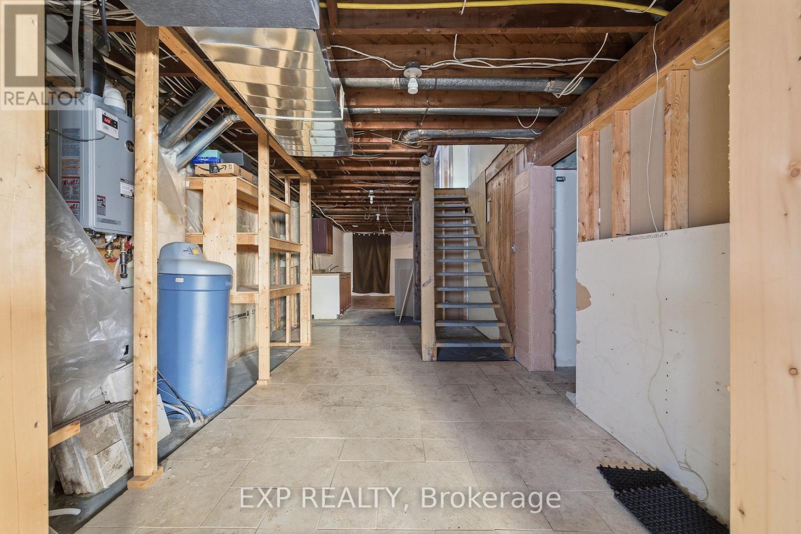 14 Athlone Road, Cambridge, ON - Indoor Photo Showing Basement