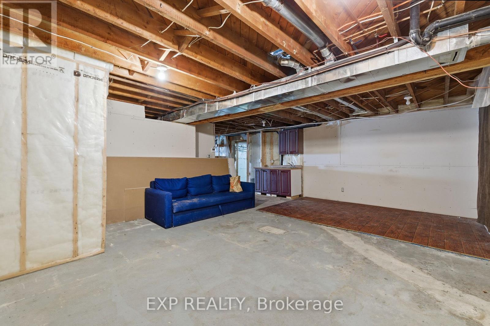 14 Athlone Road, Cambridge, ON - Indoor Photo Showing Basement