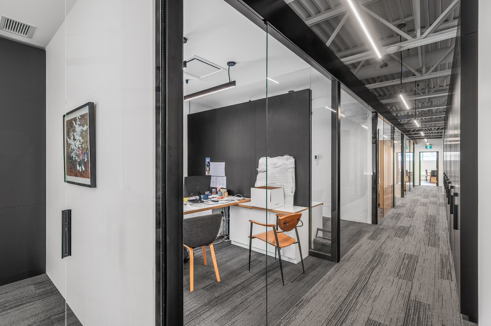 Bureau - 660 Rue De L'Argon, Québec (Charlesbourg), QC - Indoor