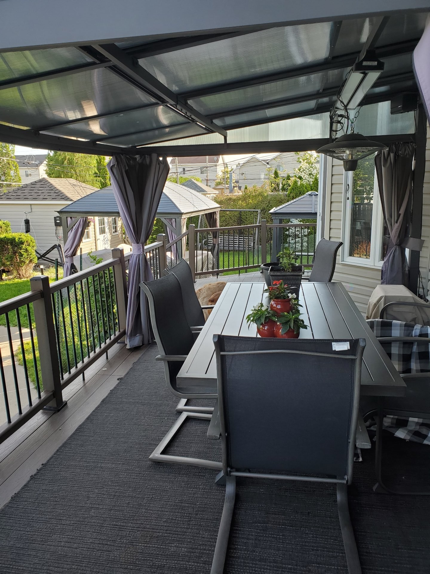 Balcon - 107 Rue Thibert, Saint-Constant, QC - Outdoor With Exterior