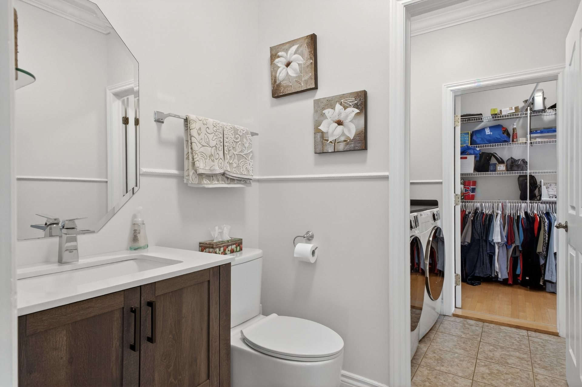 Salle d'eau - 107 Rue Thibert, Saint-Constant, QC - Indoor Photo Showing Bathroom