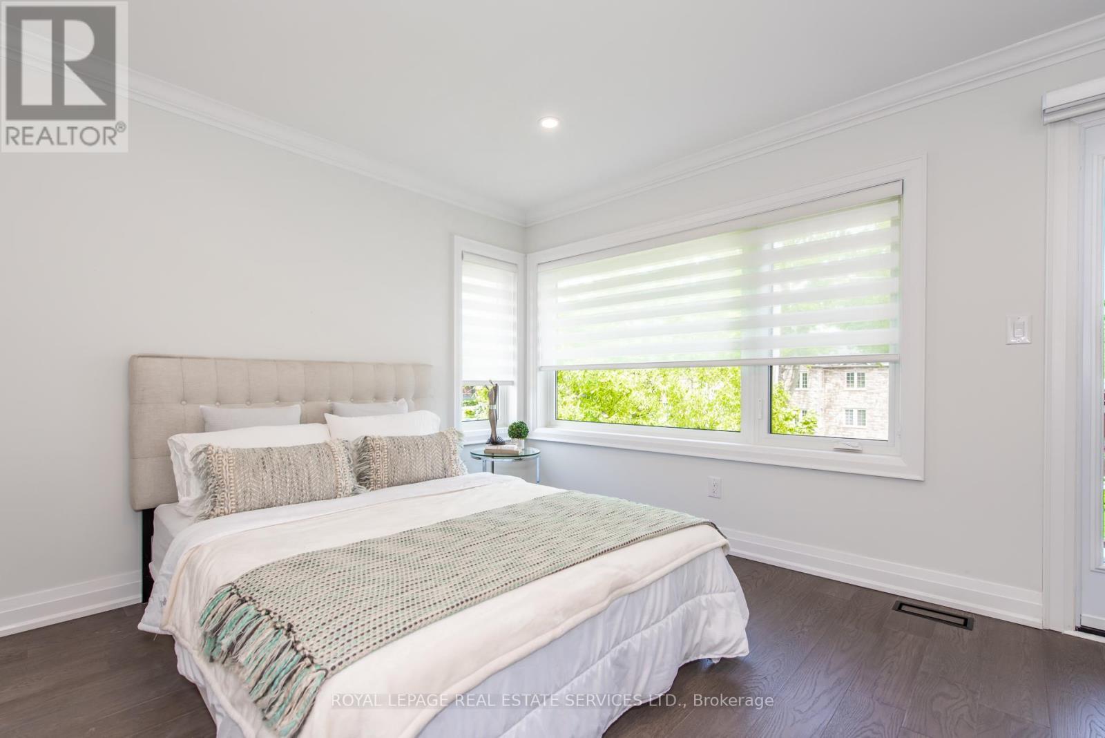 1204 Argreen Road, Mississauga, ON - Indoor Photo Showing Bedroom