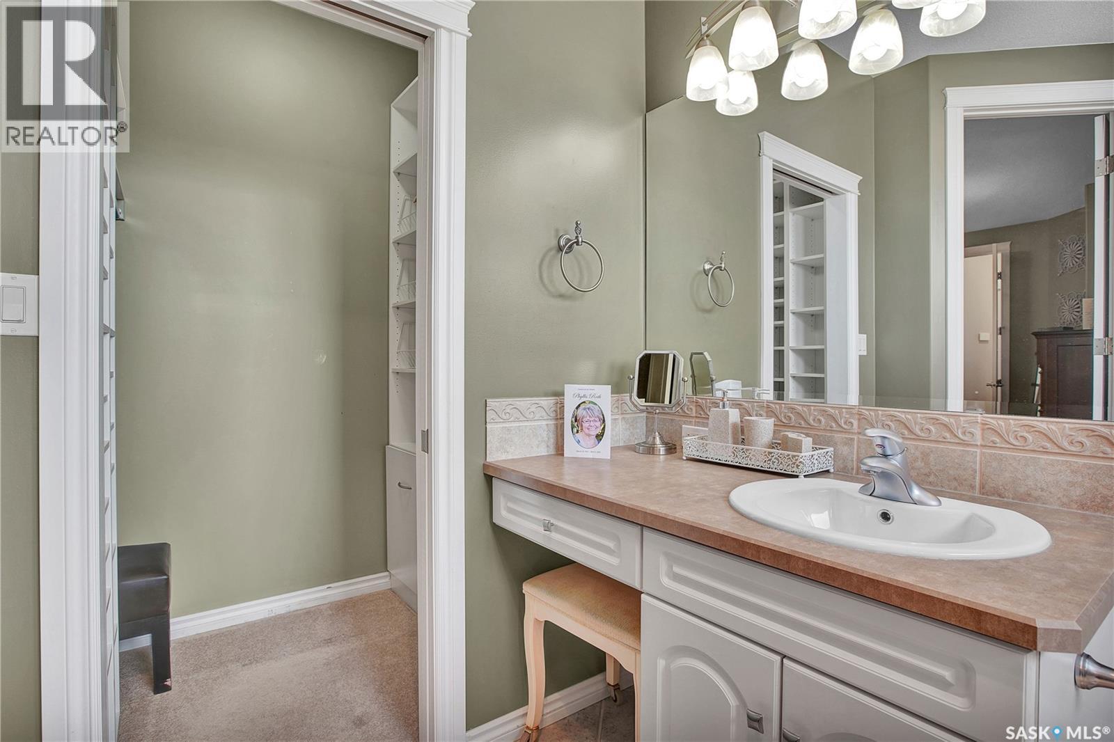 910 Roth Terrace, Rosthern, SK - Indoor Photo Showing Bathroom