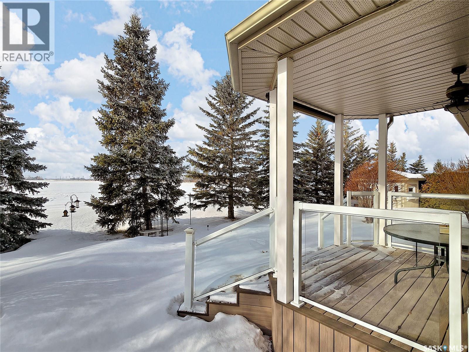 910 Roth Terrace, Rosthern, SK - Outdoor