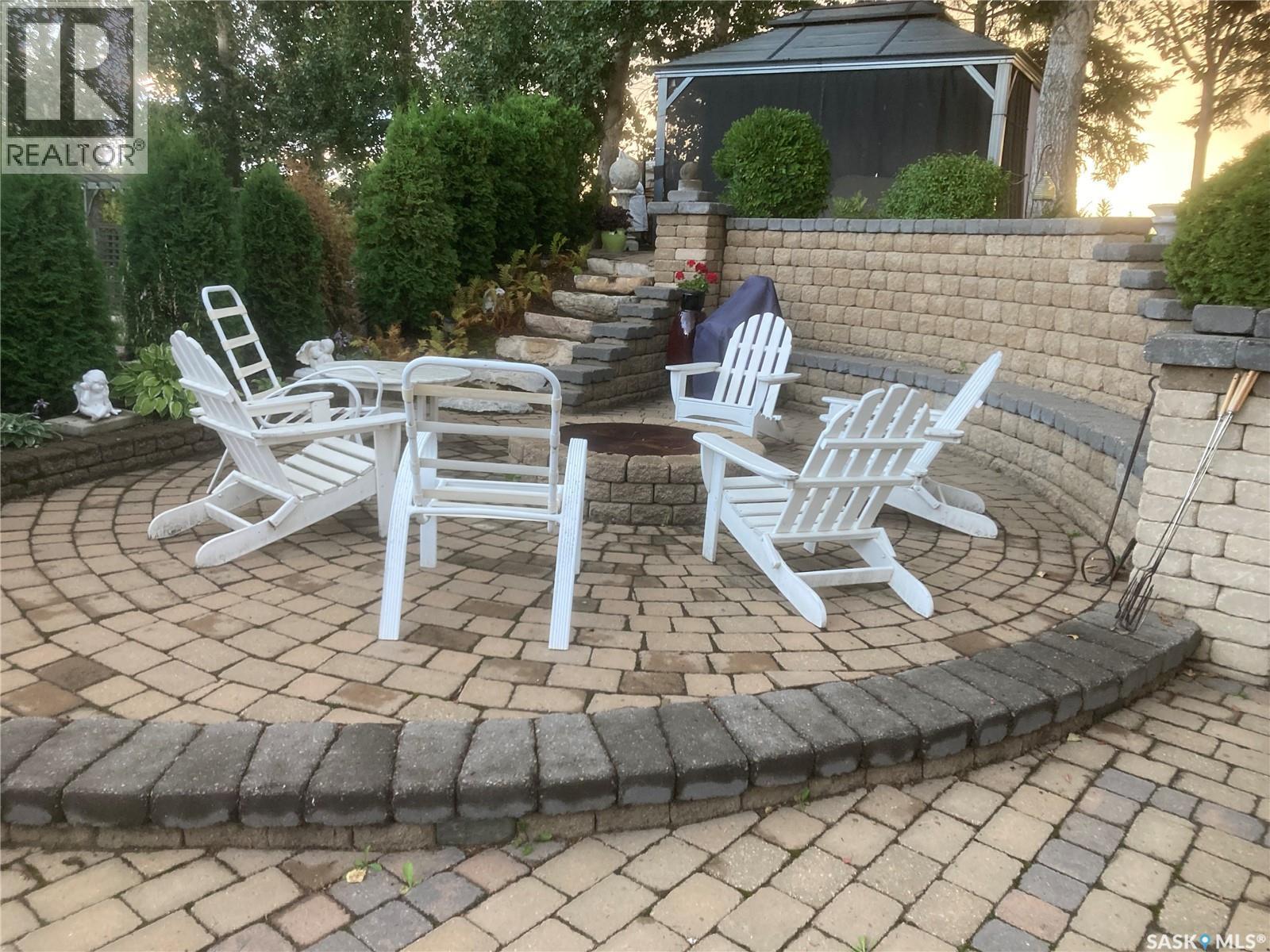 910 Roth Terrace, Rosthern, SK - Outdoor With Deck Patio Veranda