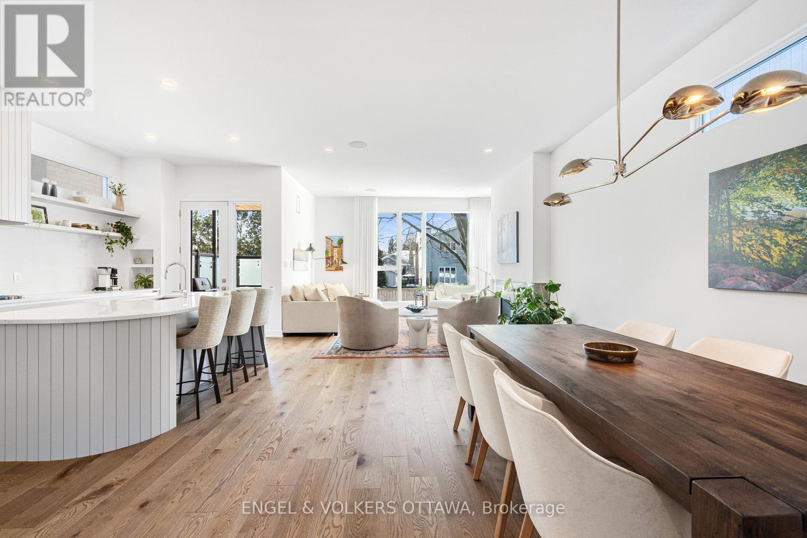 508 Roosevelt Avenue, Ottawa, ON - Indoor