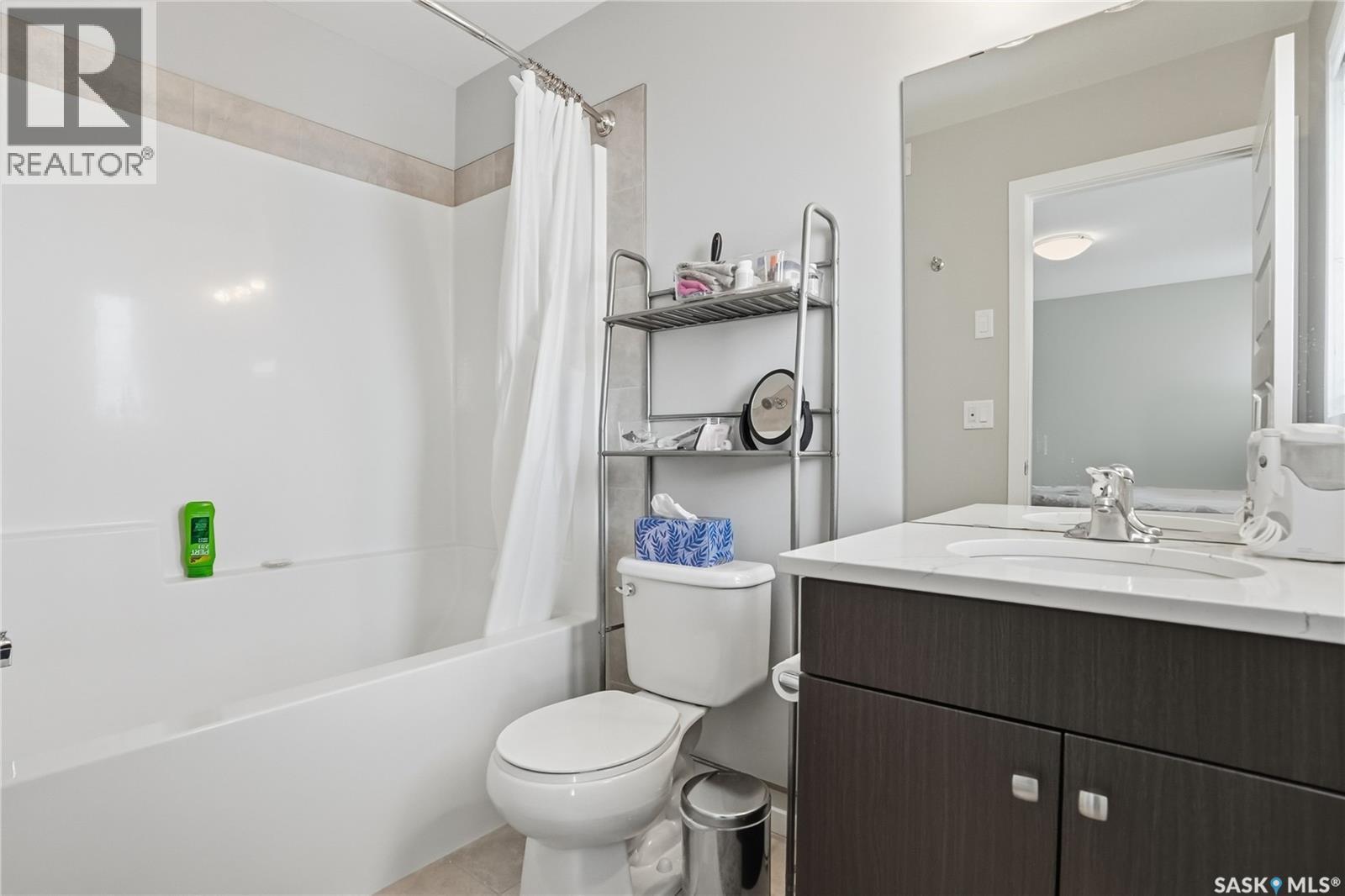 4126 Brighton Circle, Saskatoon, SK - Indoor Photo Showing Bathroom