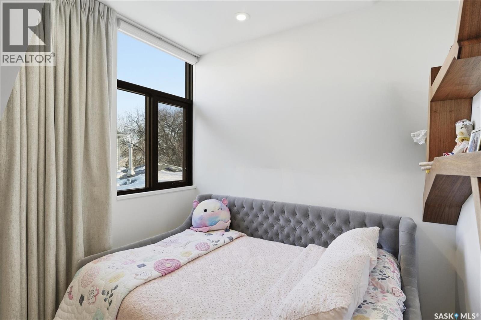 1301 11Th Street E, Saskatoon, SK - Indoor Photo Showing Bedroom