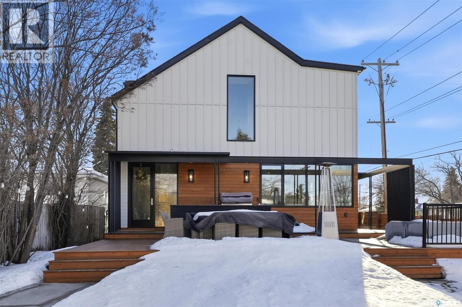 1301 11Th Street E, Saskatoon, SK - Outdoor With Exterior