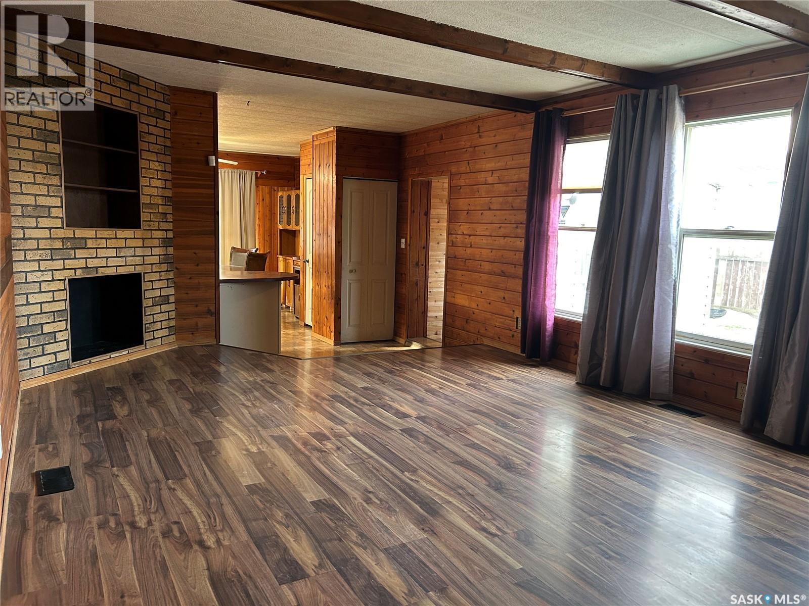 18 Royal Heights, Estevan, SK