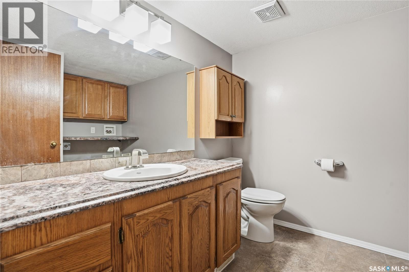 3418 Keohan Crescent, Regina, SK - Indoor Photo Showing Bathroom