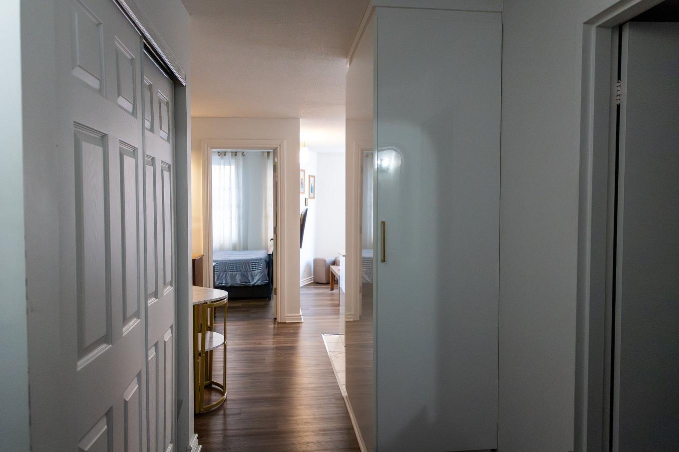 Passageway - 641-1055 Rue St-Mathieu, Montréal (Ville-Marie), QC - Indoor Photo Showing Other Room