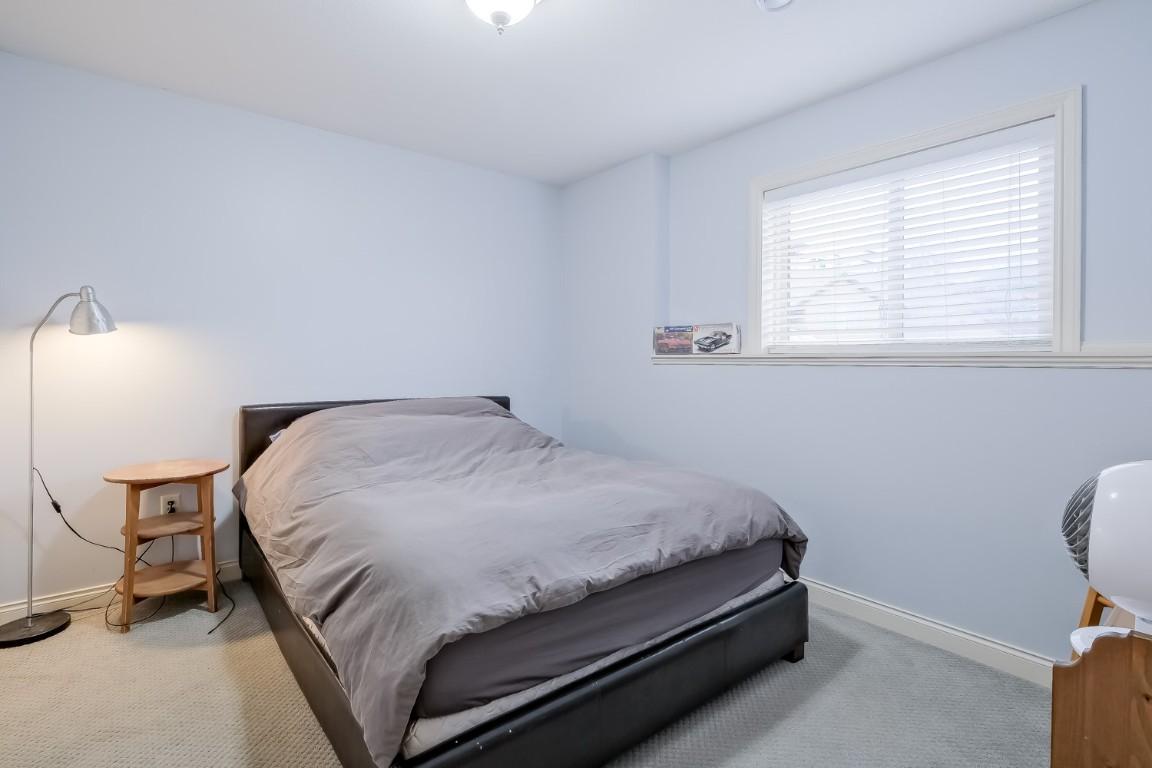 1410 Kendra Court, Kelowna, BC - Indoor Photo Showing Bedroom
