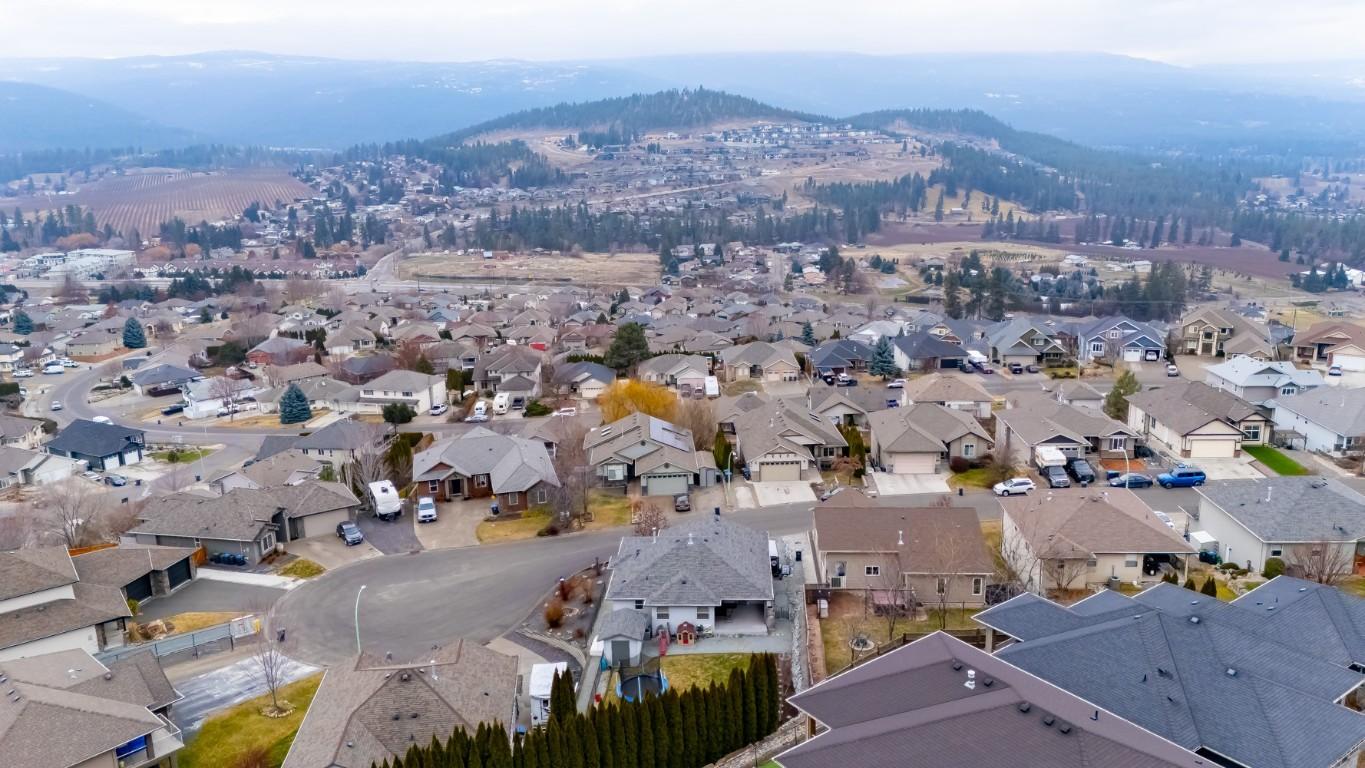 1410 Kendra Court, Kelowna, BC - Outdoor With View