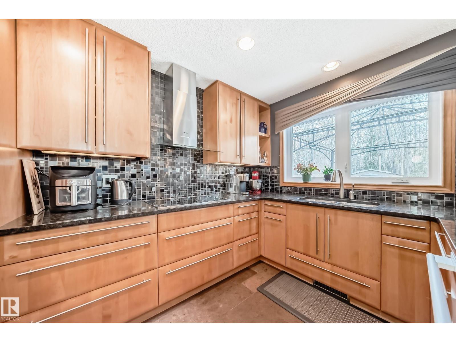 4 Harriott Co, St. Albert, AB