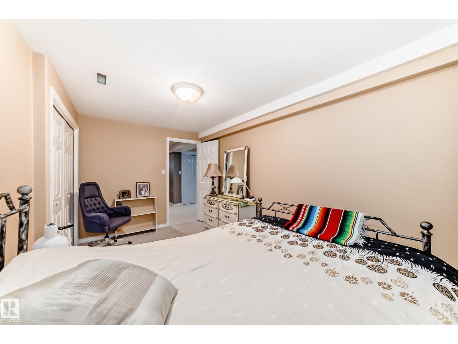 4 Harriott Co, St. Albert, AB