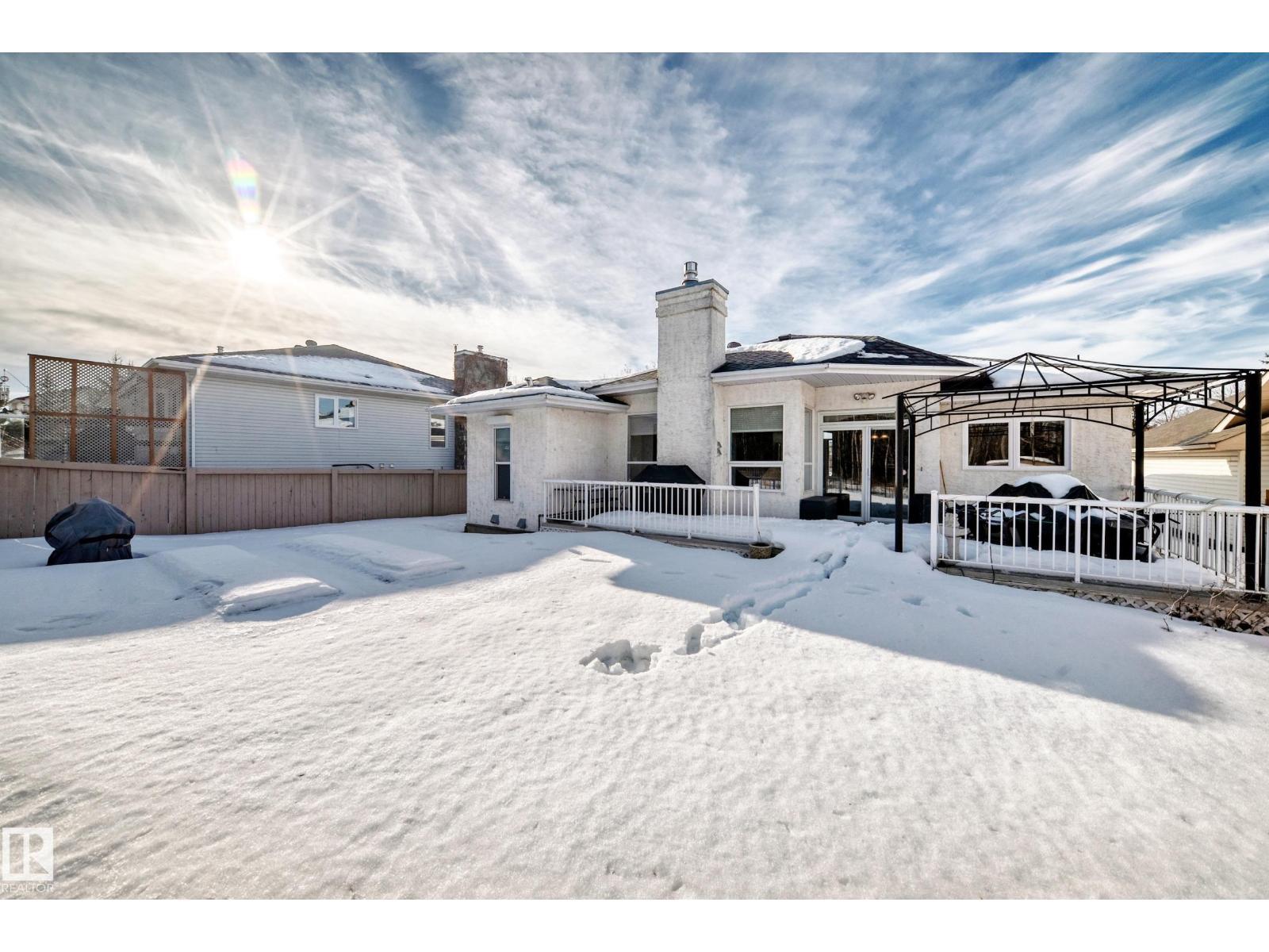 4 Harriott Co, St. Albert, AB