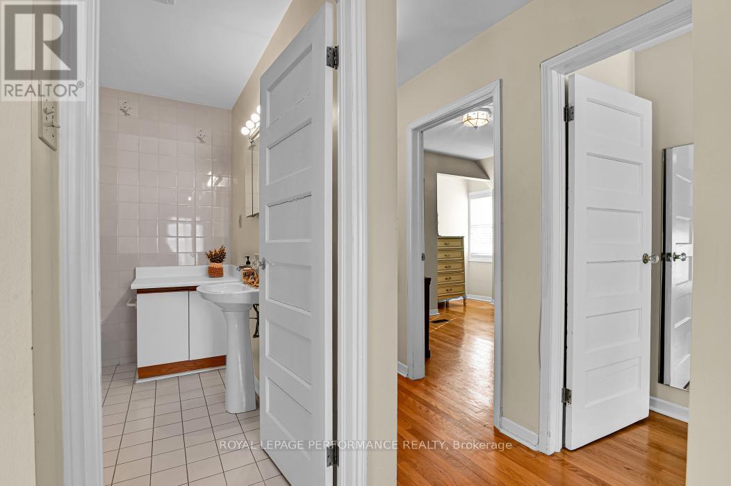 6 Elmdale Avenue, Ottawa, ON - Indoor