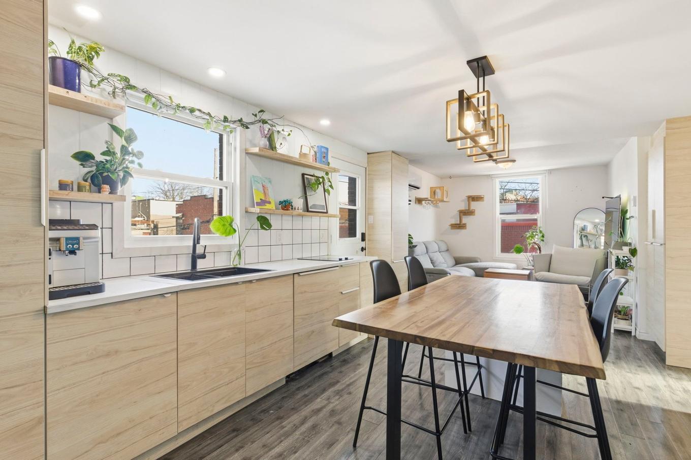 Kitchen - 275 Rue Régina, Montréal (Verdun/Île-Des-Soeurs), QC - Indoor Photo Showing Dining Room