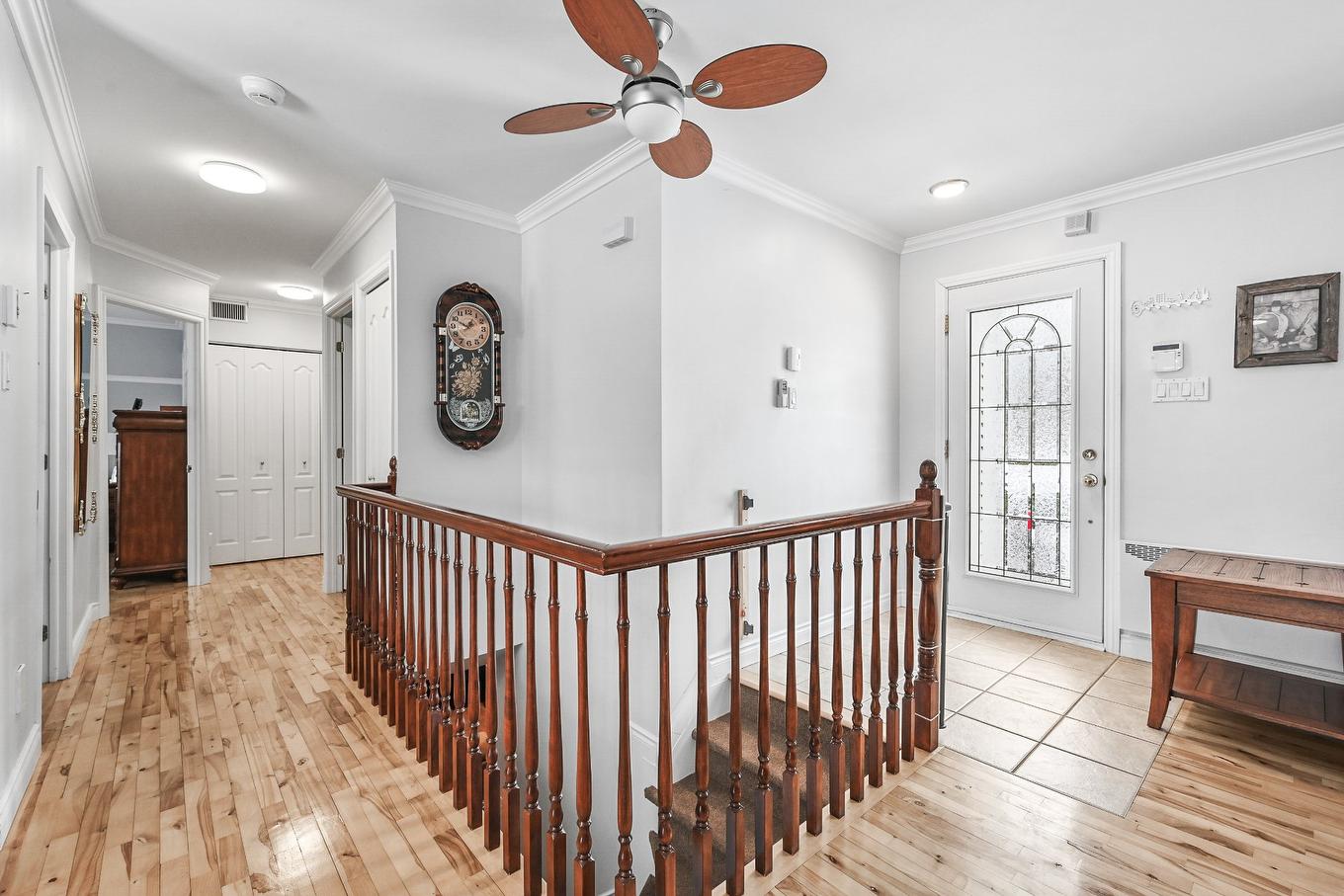 Hall d'entrée/Vestibule - 116 48E Rue E., Venise-En-Québec, QC - Indoor Photo Showing Other Room