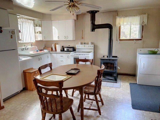 Cuisine - 26 Rue Bellevue, Escuminac, QC - Indoor Photo Showing Kitchen