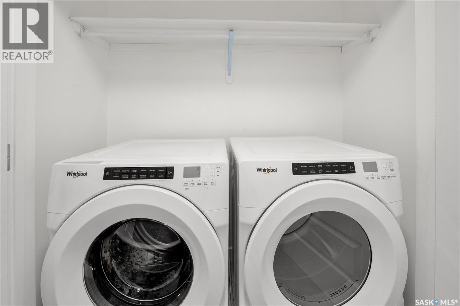 831 Brighton Boulevard, Saskatoon, SK - Indoor Photo Showing Laundry Room