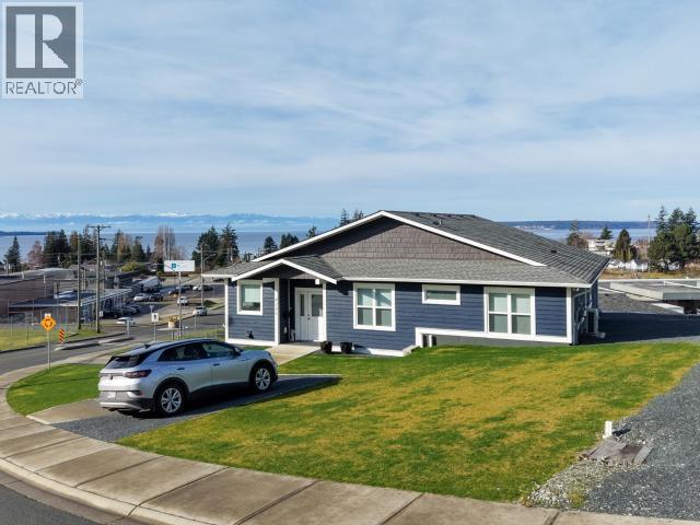 4351 Quebec Ave, Powell River, BC - Outdoor