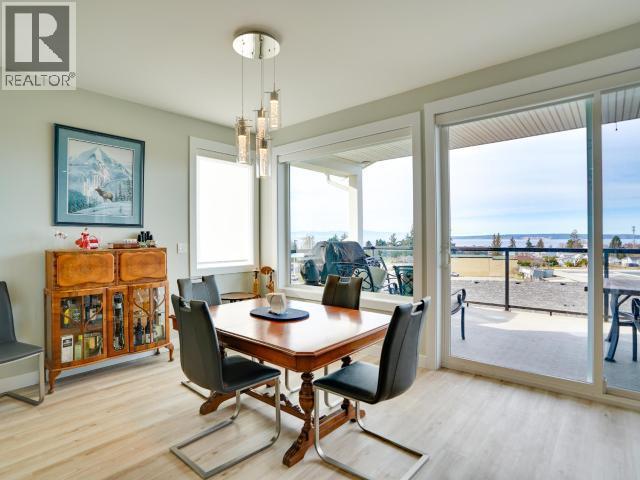 4351 Quebec Ave, Powell River, BC - Indoor Photo Showing Dining Room