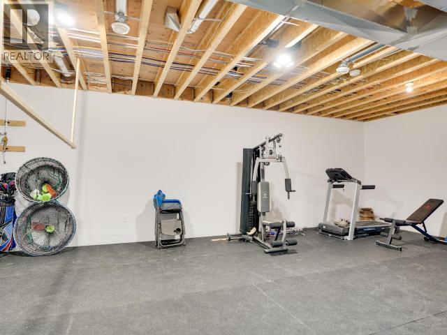 4351 Quebec Ave, Powell River, BC - Indoor Photo Showing Gym Room