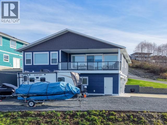 4351 Quebec Ave, Powell River, BC - Outdoor