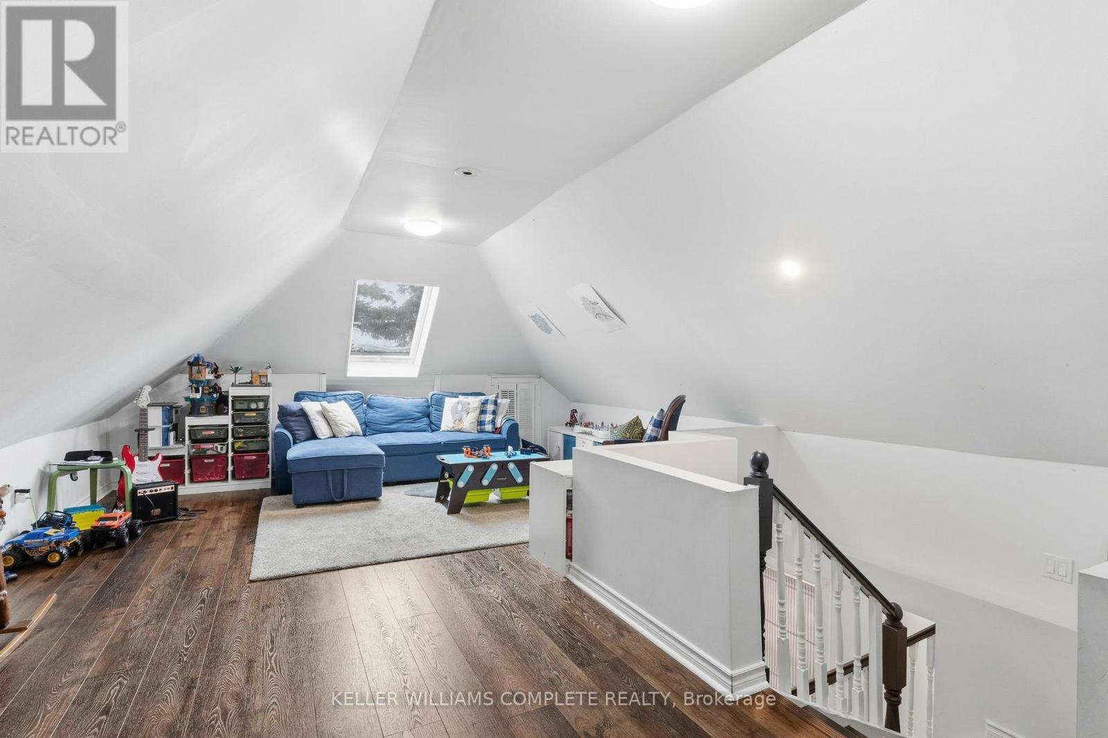 75 Dundurn Street N, Hamilton, ON - Indoor Photo Showing Other Room