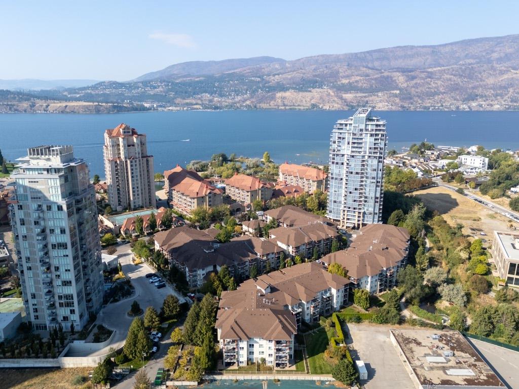 438-1099 Sunset Drive, Kelowna, BC - Outdoor With Body Of Water With View