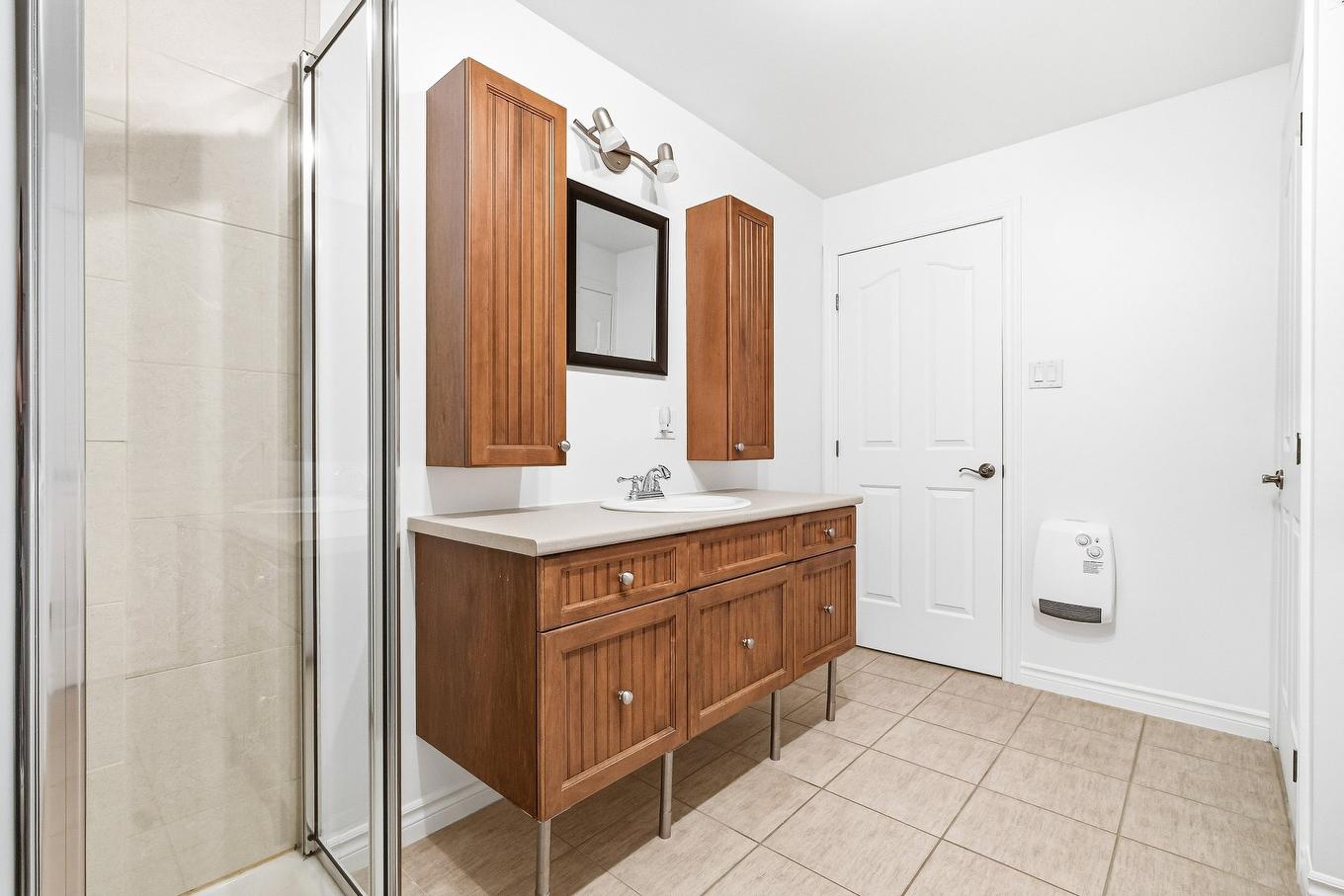 Bathroom - 1720 Rue Du Tailleur, Chambly, QC