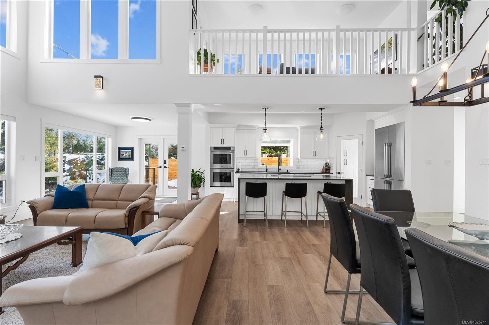 967 Osprey Dr, Duncan, BC