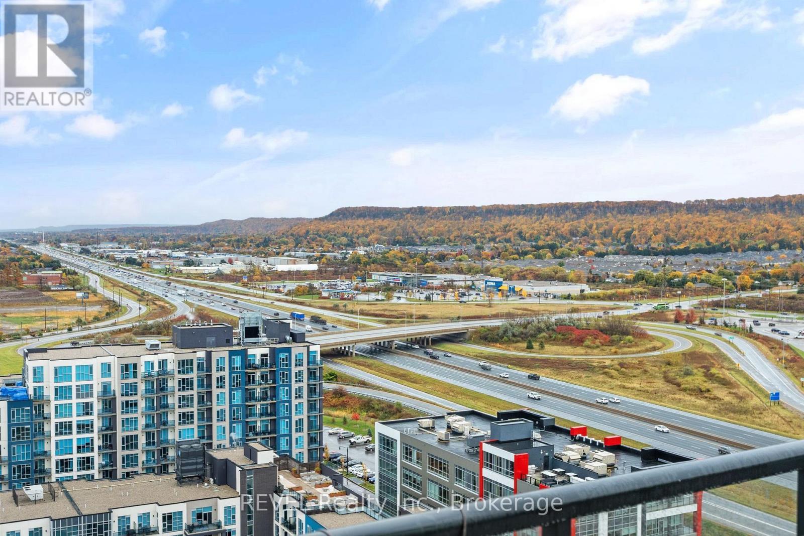 1907 - 385 Winston Road, Grimsby (Grimsby Beach), ON - Outdoor With View