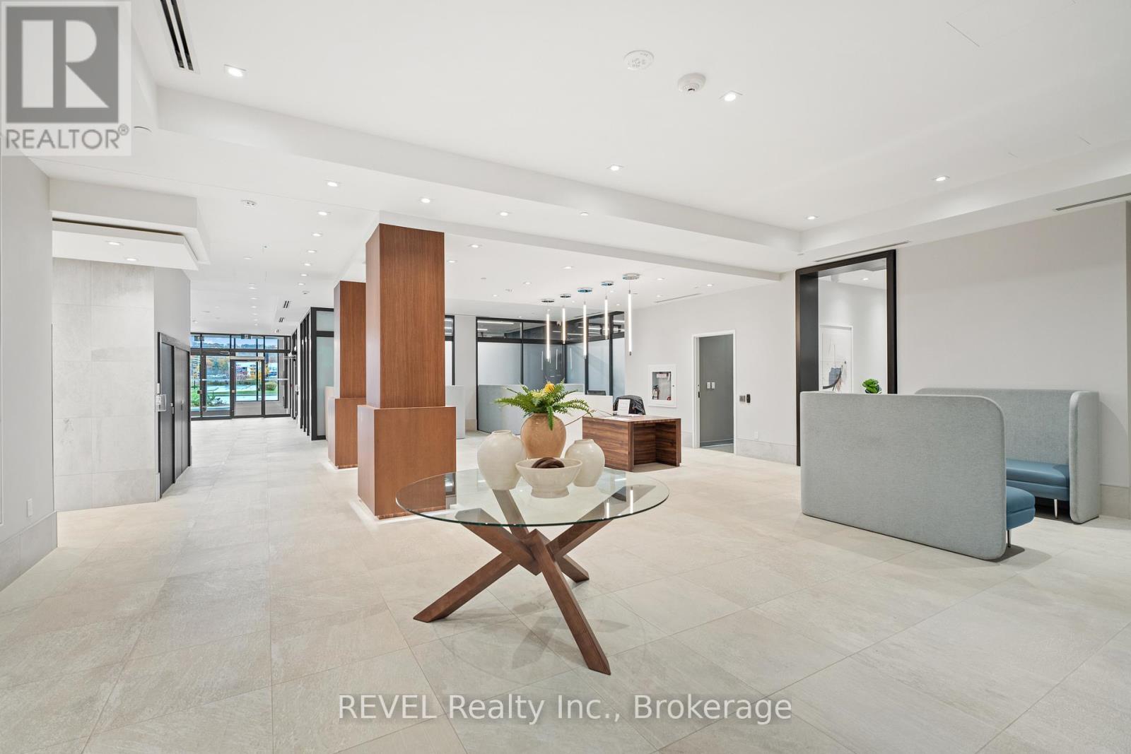 1907 - 385 Winston Road, Grimsby (Grimsby Beach), ON - Indoor