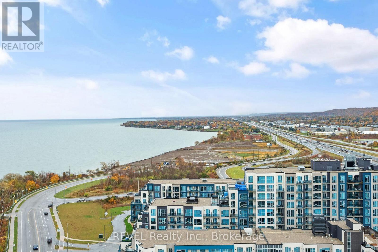1907 - 385 Winston Road, Grimsby (Grimsby Beach), ON - Outdoor With Body Of Water With View