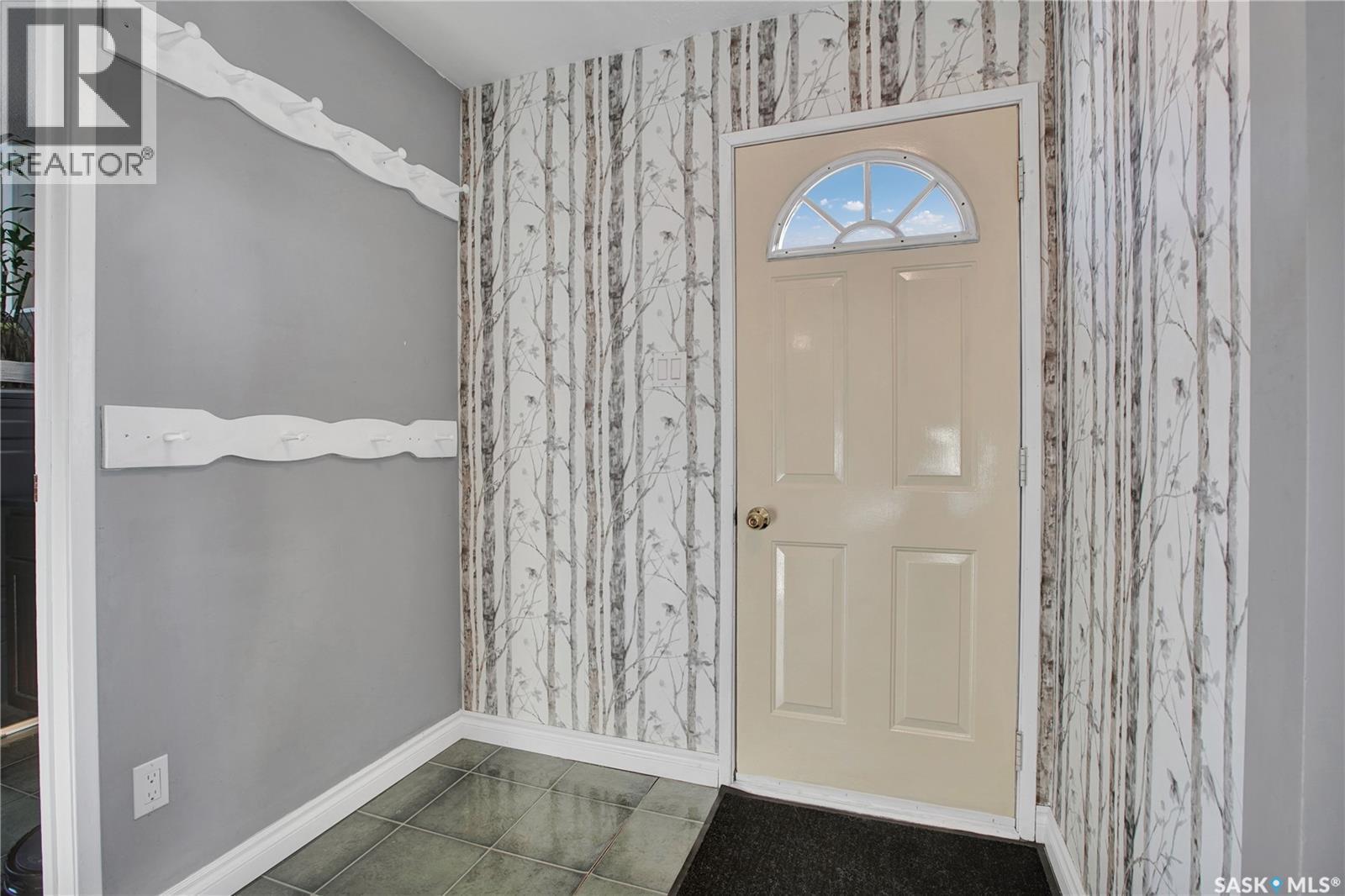 Willow Lane Acreage, Dundurn Rm No. 314, SK - Indoor