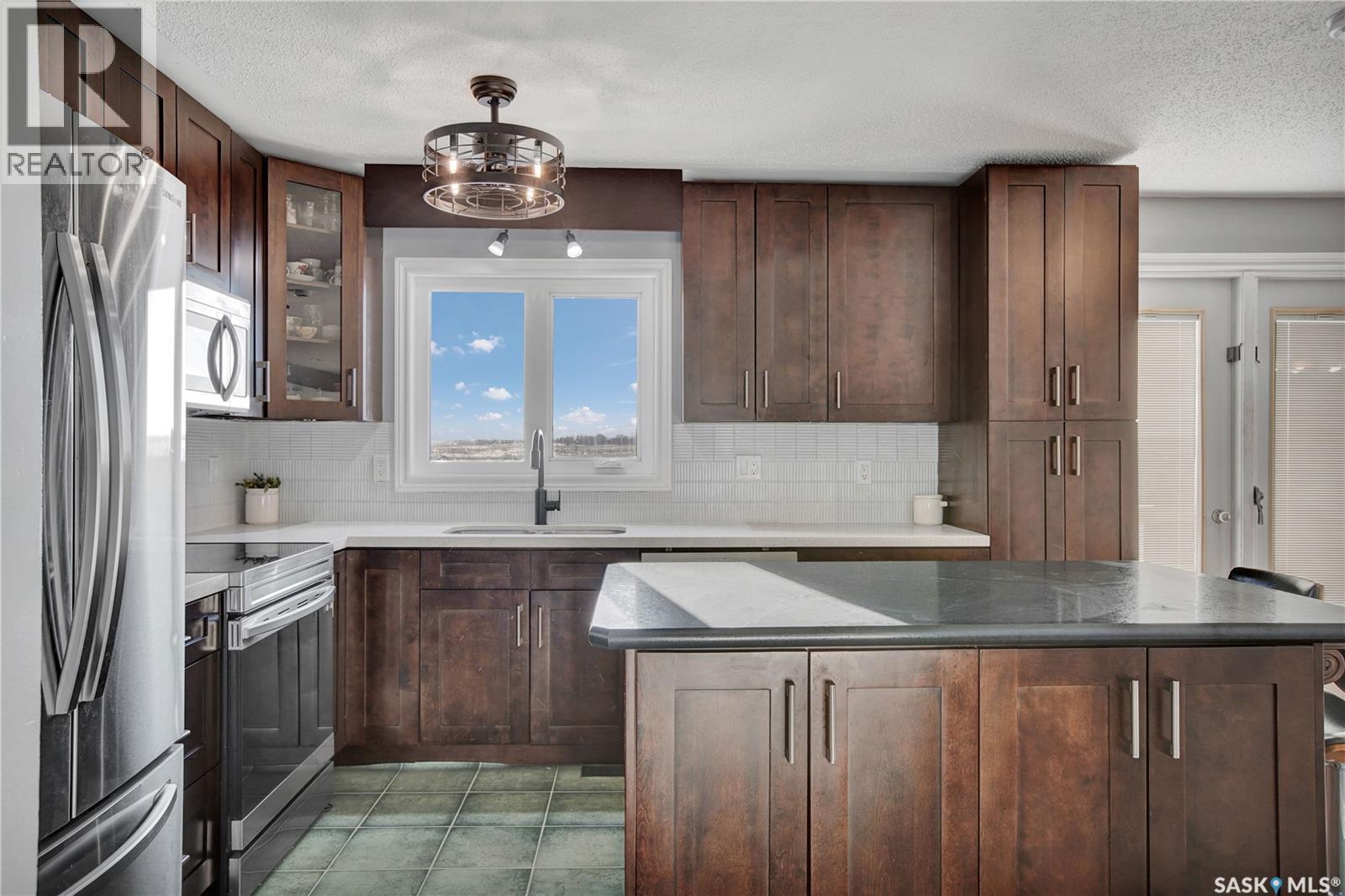 Willow Lane Acreage, Dundurn Rm No. 314, SK - Indoor Photo Showing Kitchen