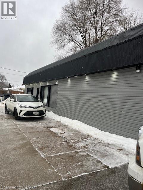 556 Stirling Avenue S, Kitchener, ON