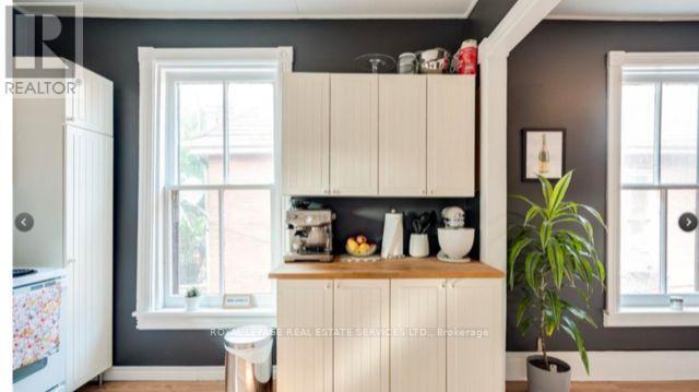 100 Grant Avenue, Hamilton, ON - Indoor Photo Showing Other Room