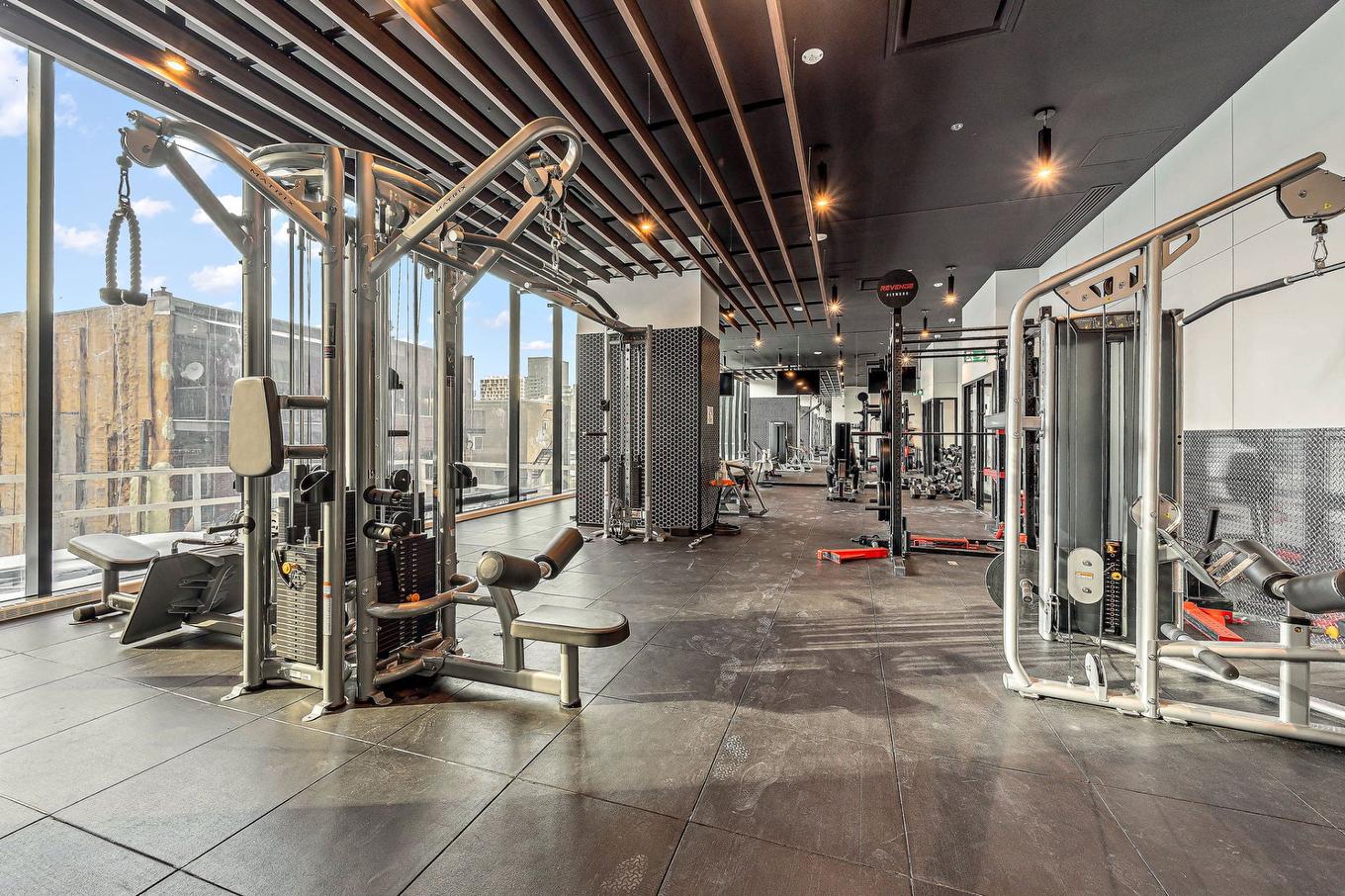 Autre - 5712-1210 Rue Jeanne-Mance, Montréal (Ville-Marie), QC - Indoor Photo Showing Gym Room