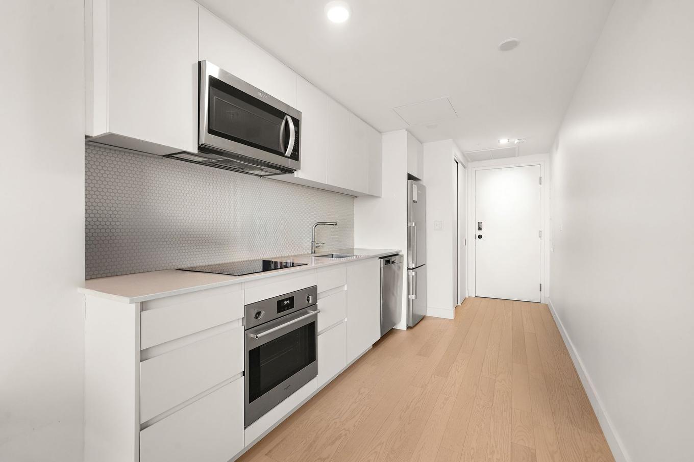 Cuisine - 5712-1210 Rue Jeanne-Mance, Montréal (Ville-Marie), QC - Indoor Photo Showing Kitchen