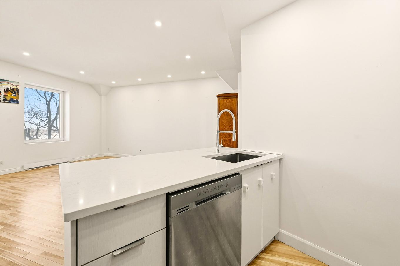 Kitchen - 409-30 Ch. Bates, Montréal (Outremont), QC - Indoor Photo Showing Kitchen