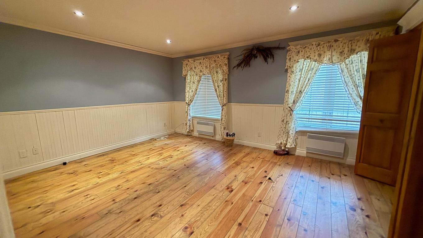 Chambre à coucher - 60 Rue Maréchal-Ferrant, Saint-Calixte, QC - Indoor Photo Showing Other Room