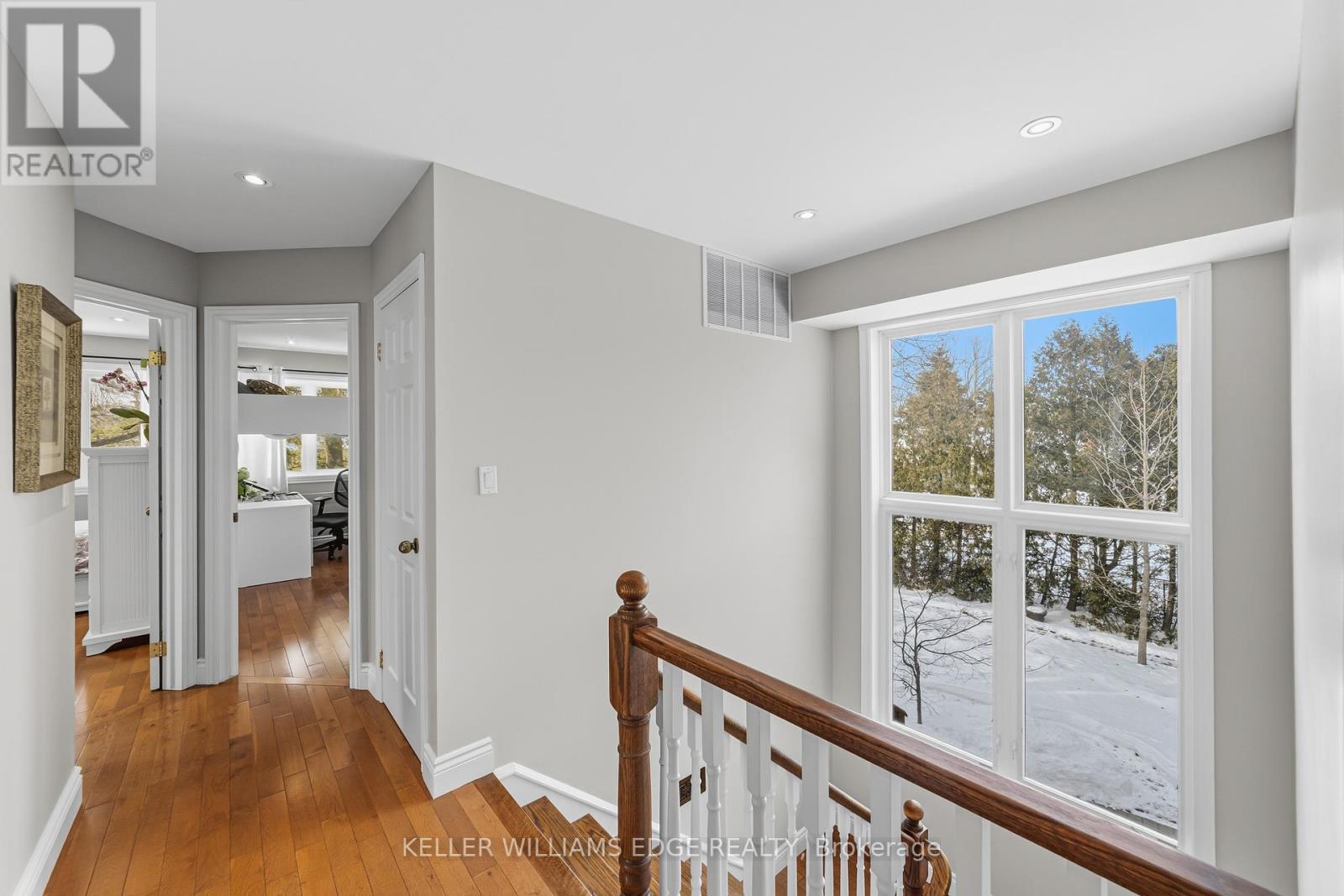 Upper Level Staircase - 267 Hampton Heath Road, Burlington, ON - Indoor Photo Showing Other Room