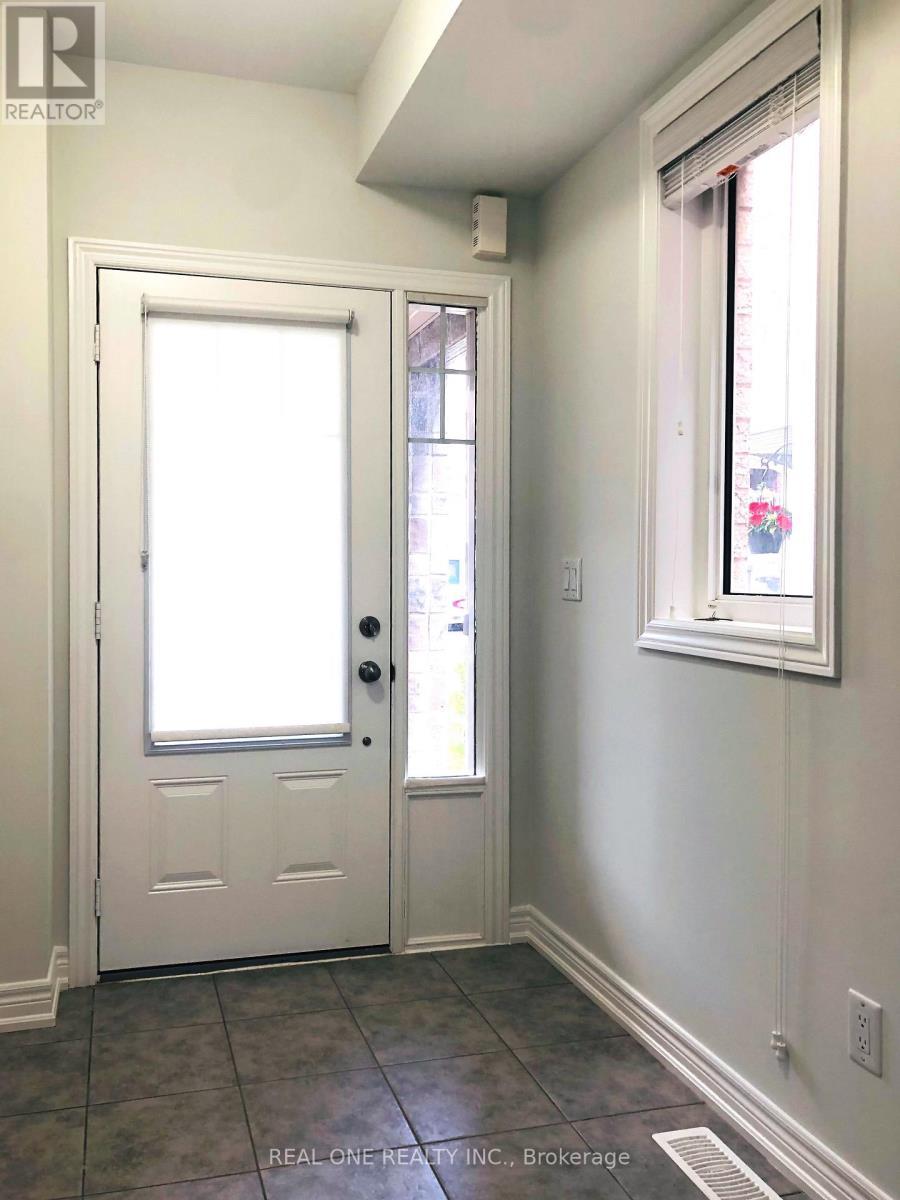 Hallway - 3849 Tufgar Crescent, Burlington, ON - Indoor Photo Showing Other Room