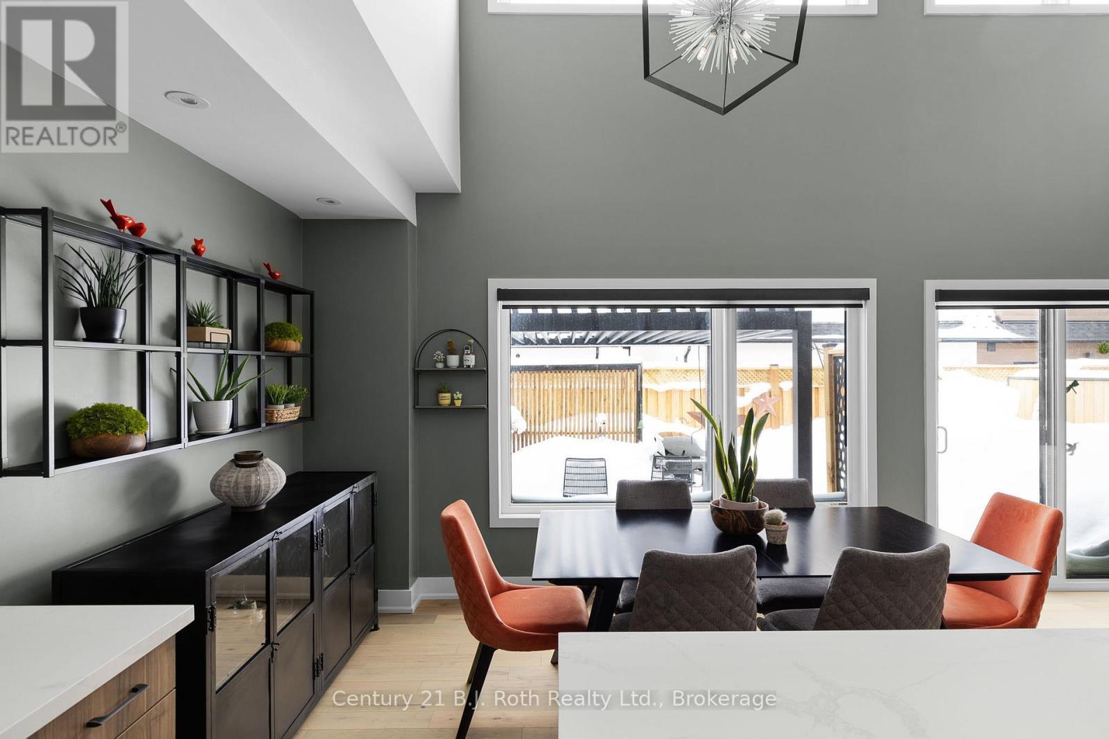 34 Ruby Crescent, Orillia, ON - Indoor