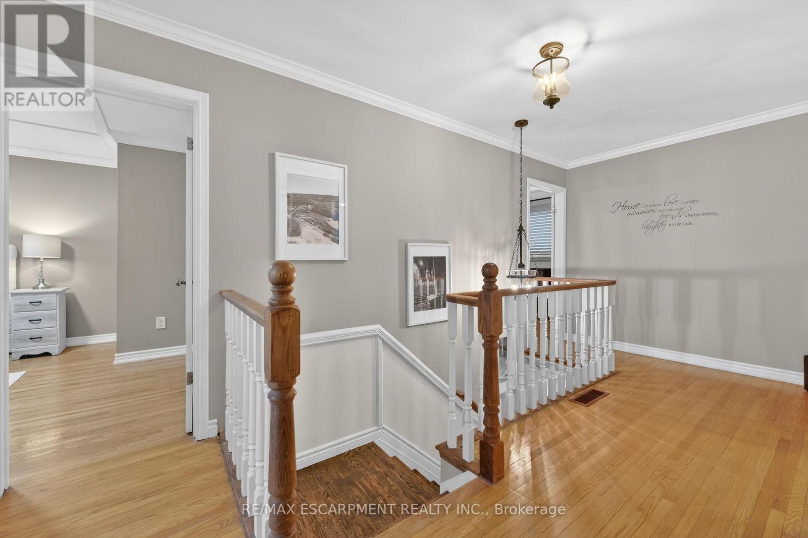 31 Maynard Street, Hamilton, ON - Indoor Photo Showing Other Room