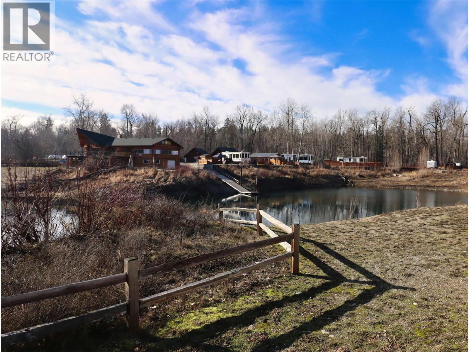 4 Eagle Lane, Lee Creek, BC